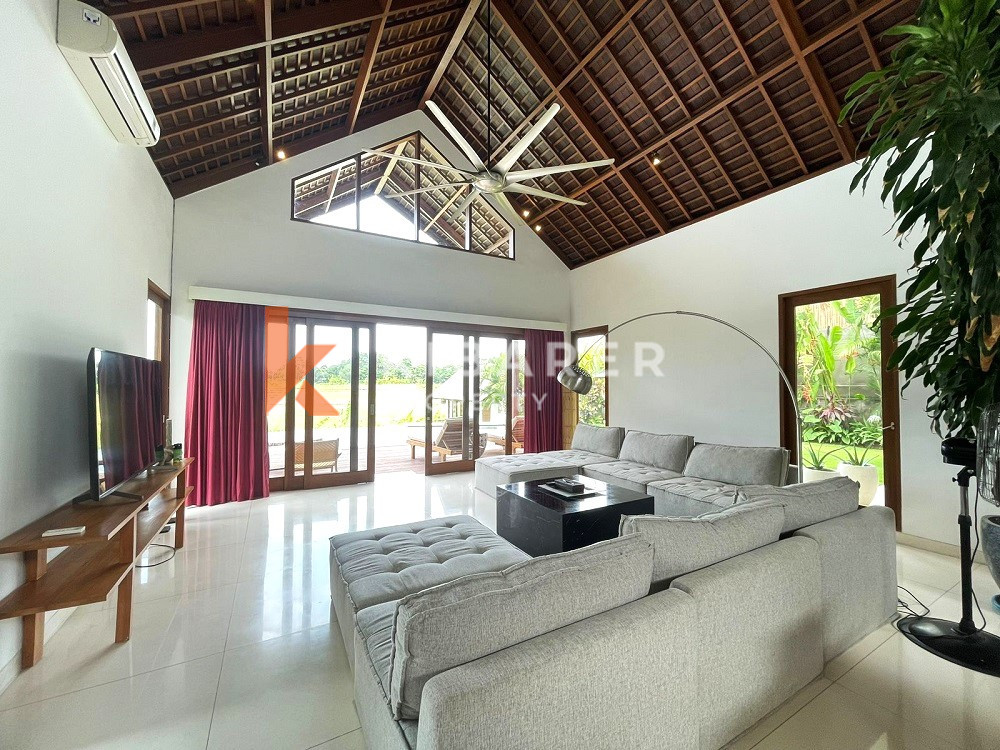 Stunning Four Bedroom Villa with rice field view in Buduk ( will be available on 8th January 2024 )