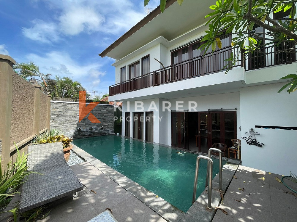 Homey Three Bedroom Villa nestled in Canggu ( minimum 2 years rental )