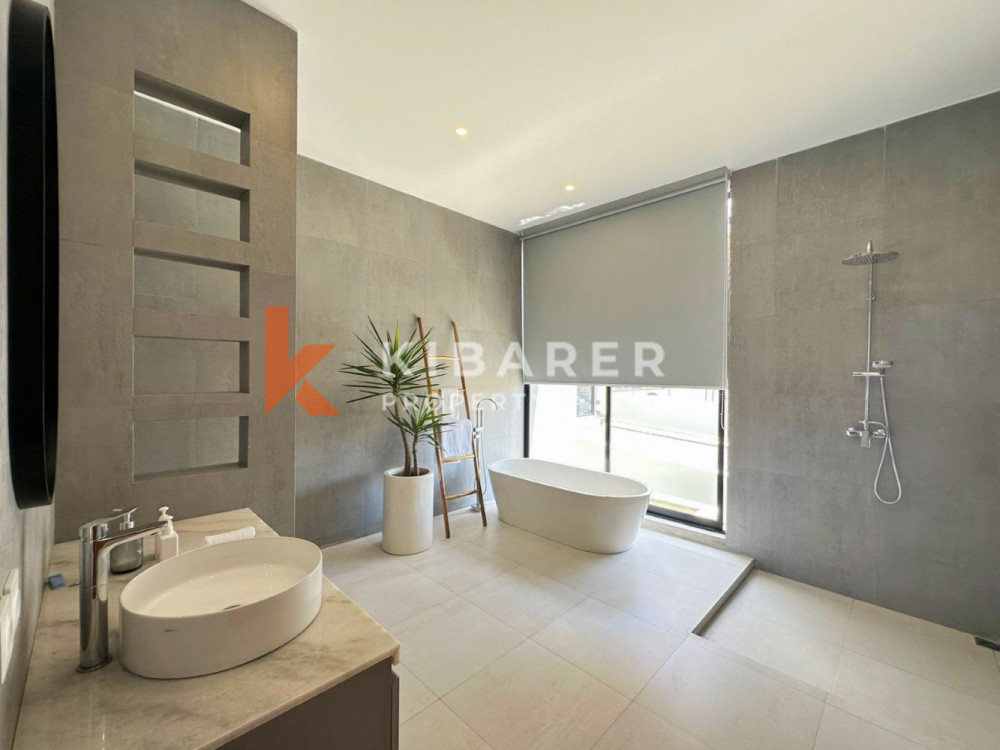 Brand New Charming Three Bedroom Enclosed Living Villa in Pererenan