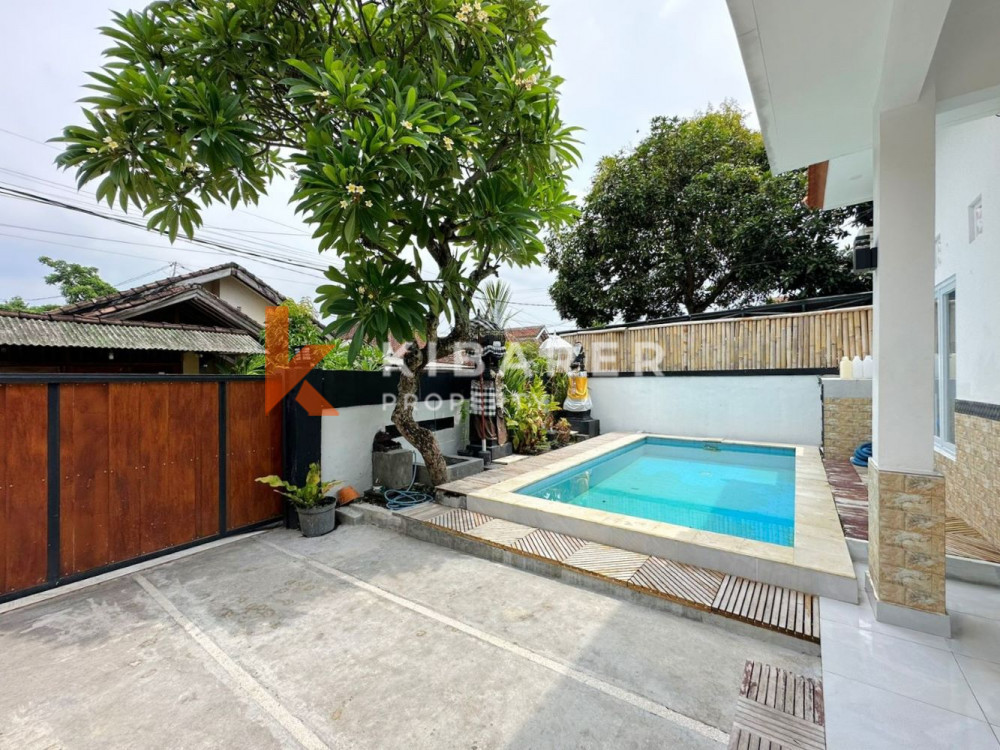 Cozy Three Bedroom Enclosed Living Villa Situated in Kerobokan (available 9th may)