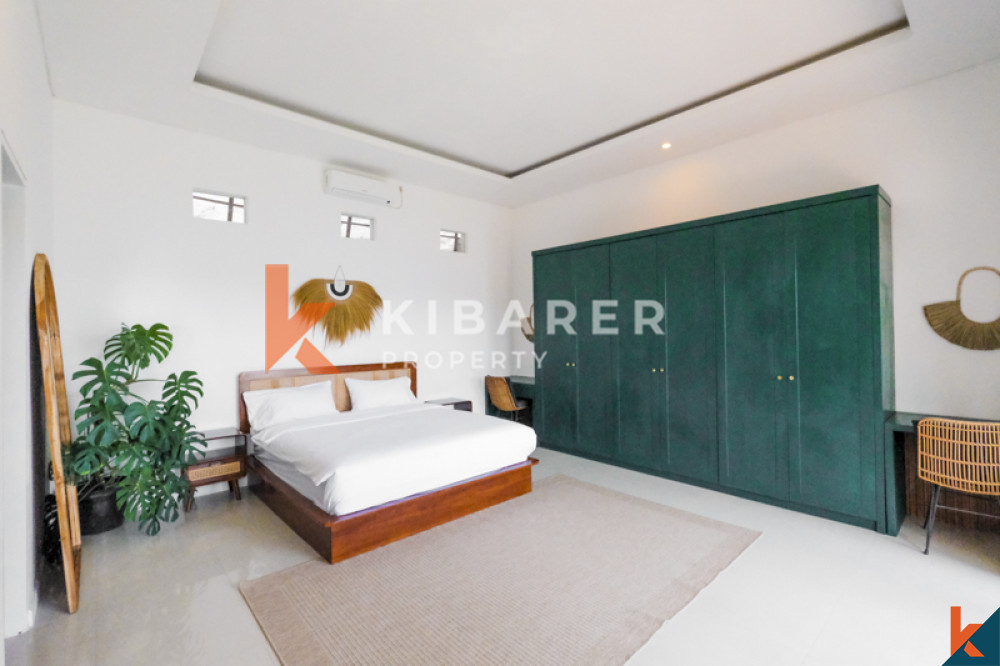 Charming Three Bedroom Closed Living Villa in Tumbak Bayuh