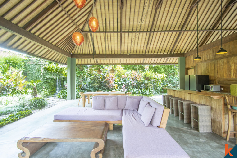 Property traditionnelle de deux chambres avec vue sur la jungle à Ubud