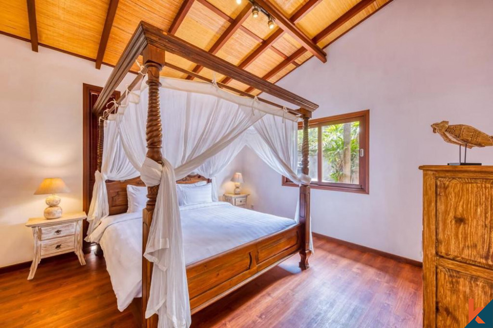Six bedroom beautiful estate with long lease in Padonan