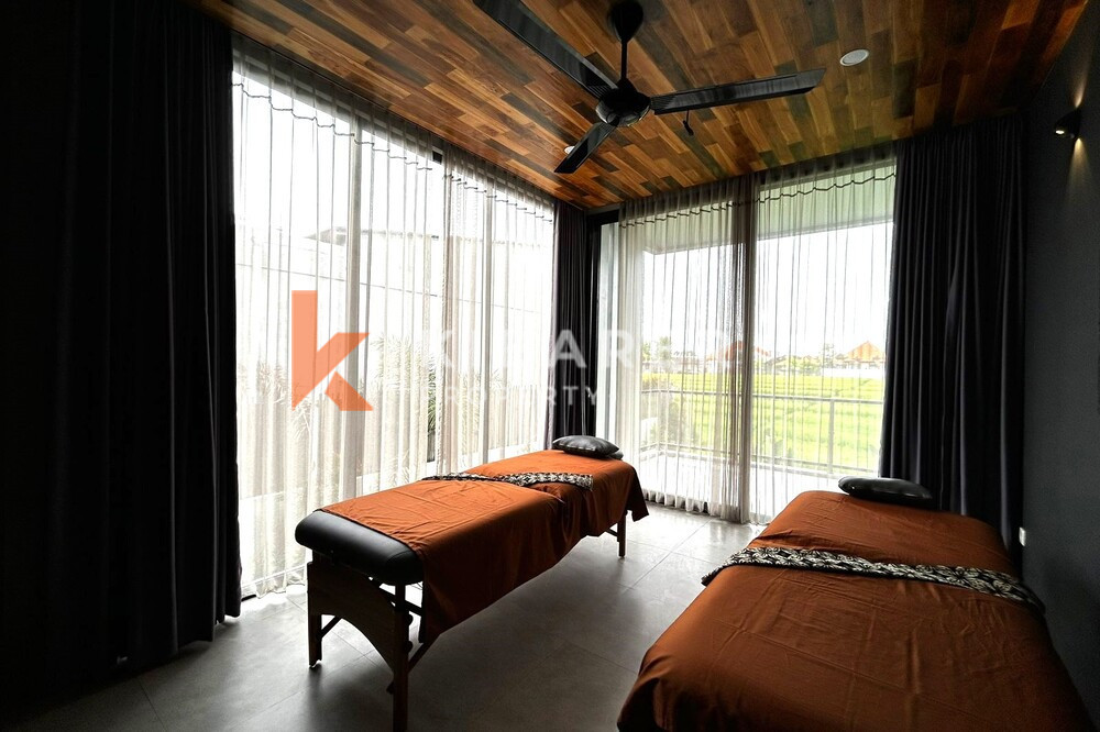 Vila 3-Kamar Tidur Menakjubkan dengan pemandangan sawah yang terletak di Canggu ( akan tersedia 22 November 2022 )