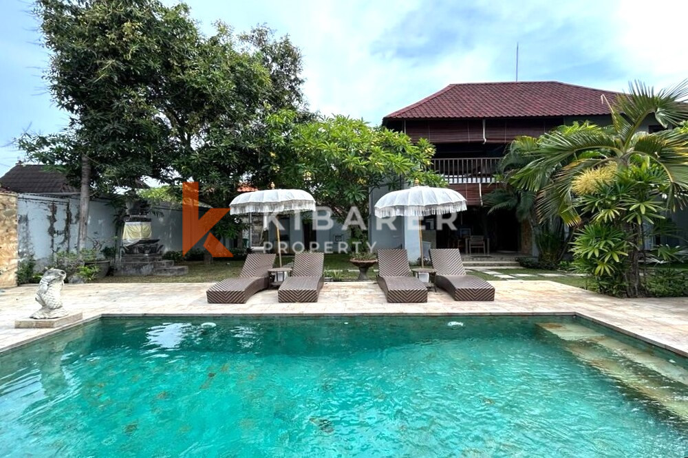 Beautiful Five Bedroom Open Living Room Villa Walking Distance To Sanur Beach