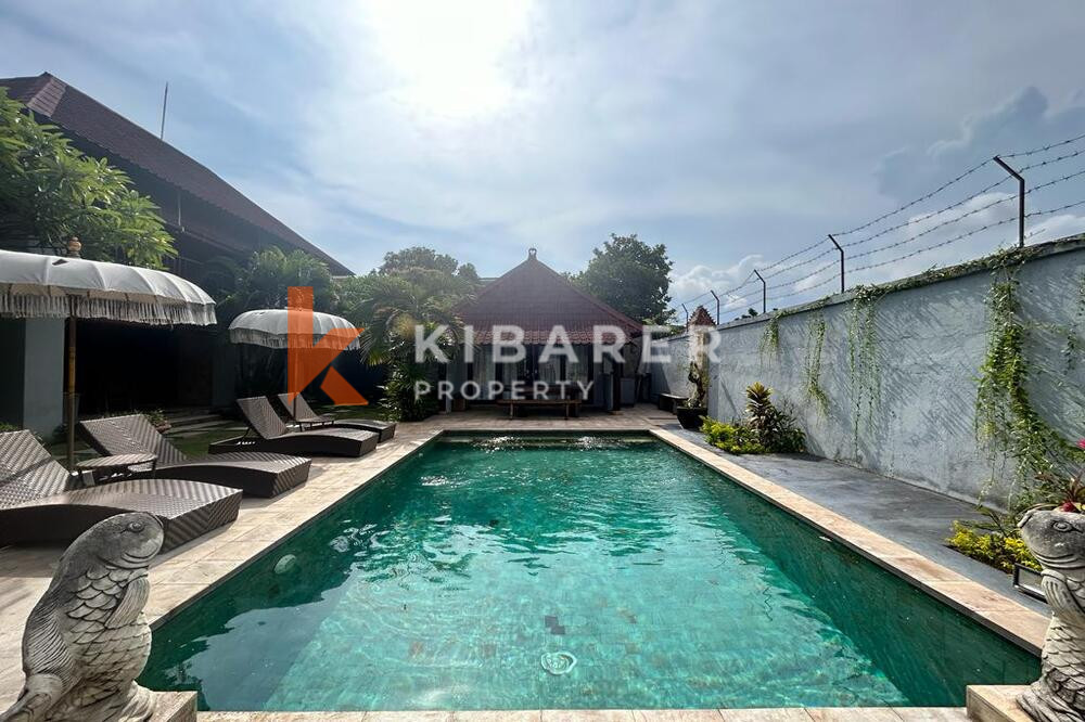 Luxurious Five Bedrooms Freehold Villa for Sale in Canggu