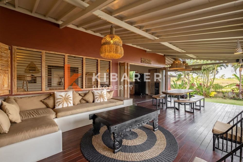 Ricefield View Four Bedrooms Closed Living Villa In Canggu(available on 1st march)