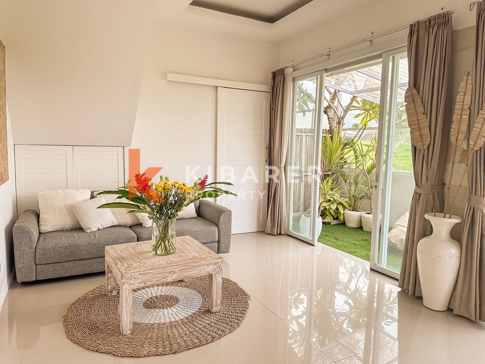 Cozy White Three Bedrooms Closed Living Villa in Berawa(only available till 30th april)