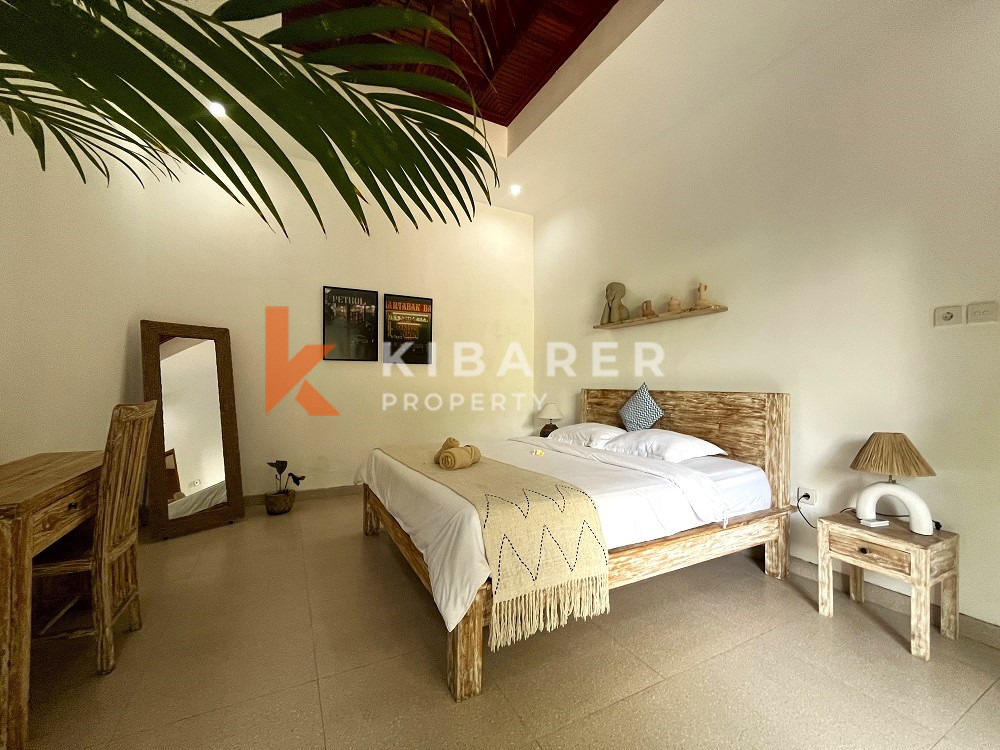 Belle villa à vie ouverte de deux chambres située dans le quartier privilégié de Berawa