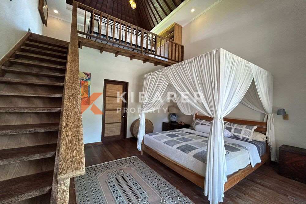 Charming Three Bedroom Enclosed Living Room Villa Nestled in Cemagi