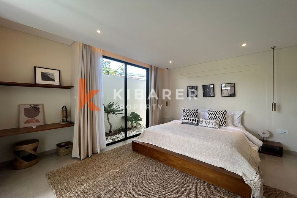 Stunning Three Bedroom Enclosed Living Room Tropical Villa in Seminyak