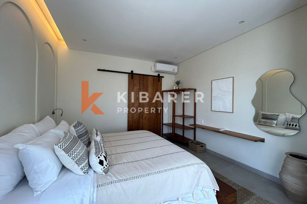 Stunning Three Bedroom Enclosed Living Room Tropical Villa in Seminyak