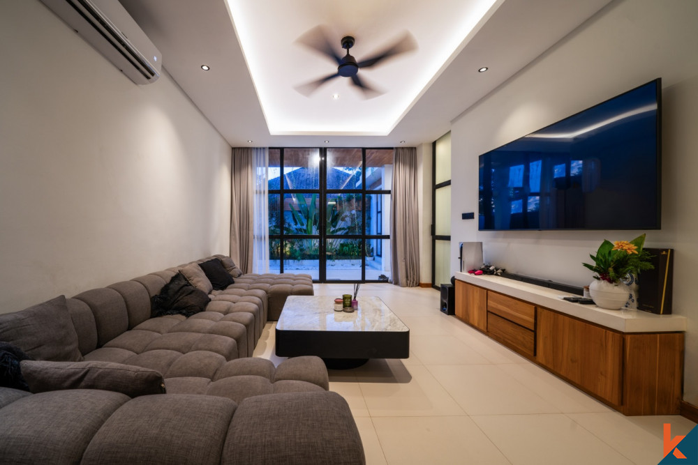 New modern three bedroom multilevel villa for lease in Uluwatu