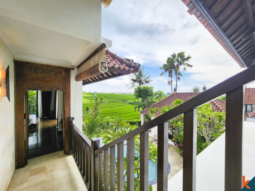 Beautiful traditional three bedroom estate with rice fields views