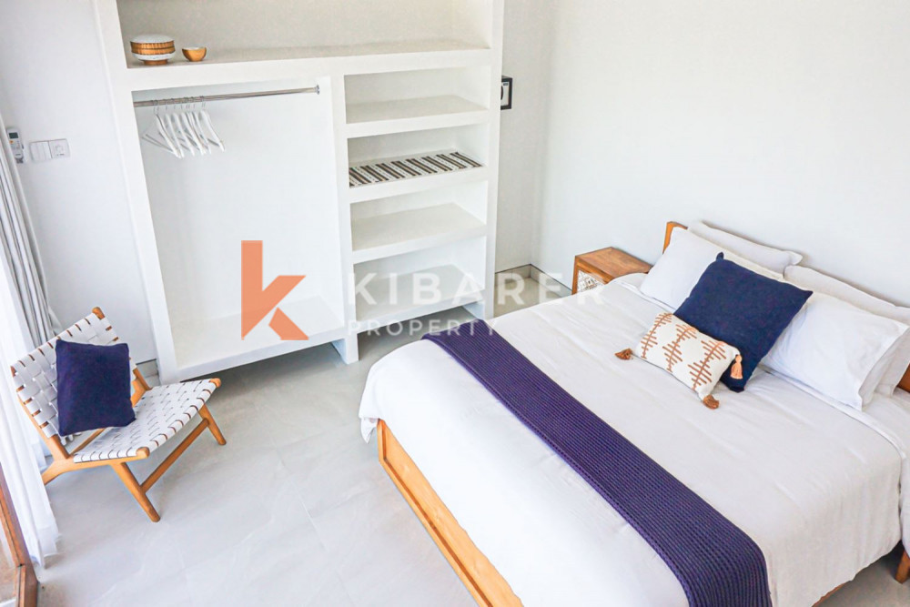 Brand New Spacious Four Bedrooms Enclosed Living Villa in Mertanadi