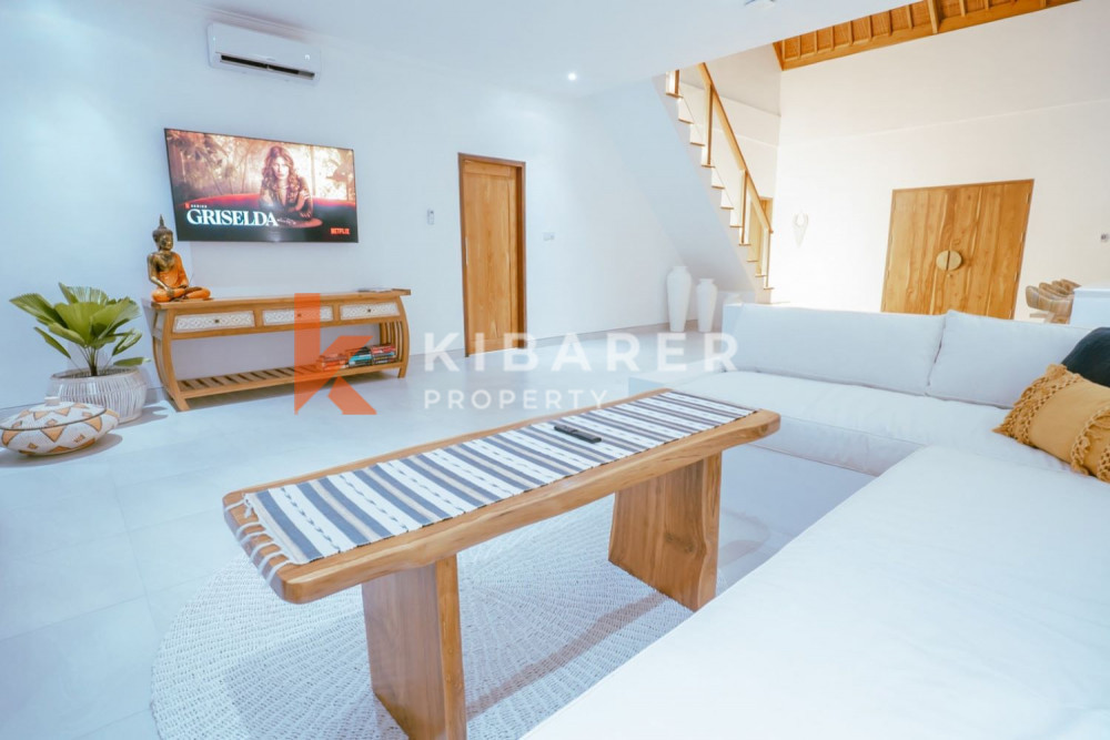 Brand New Spacious Four Bedrooms Enclosed Living Villa in Mertanadi