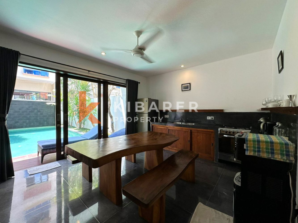 Charming Three Bedrooms Enclosed Living Villa Walking Distance to Echo Beach