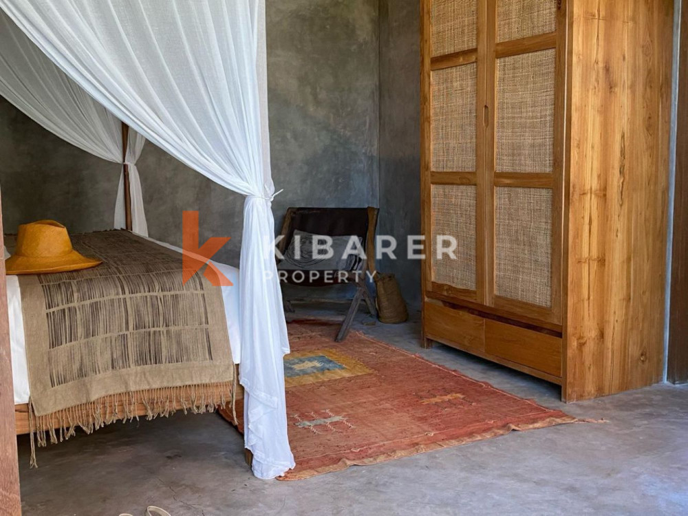 Calming Wooden Two Bedroom Enclosed Living Villa in Cemagi