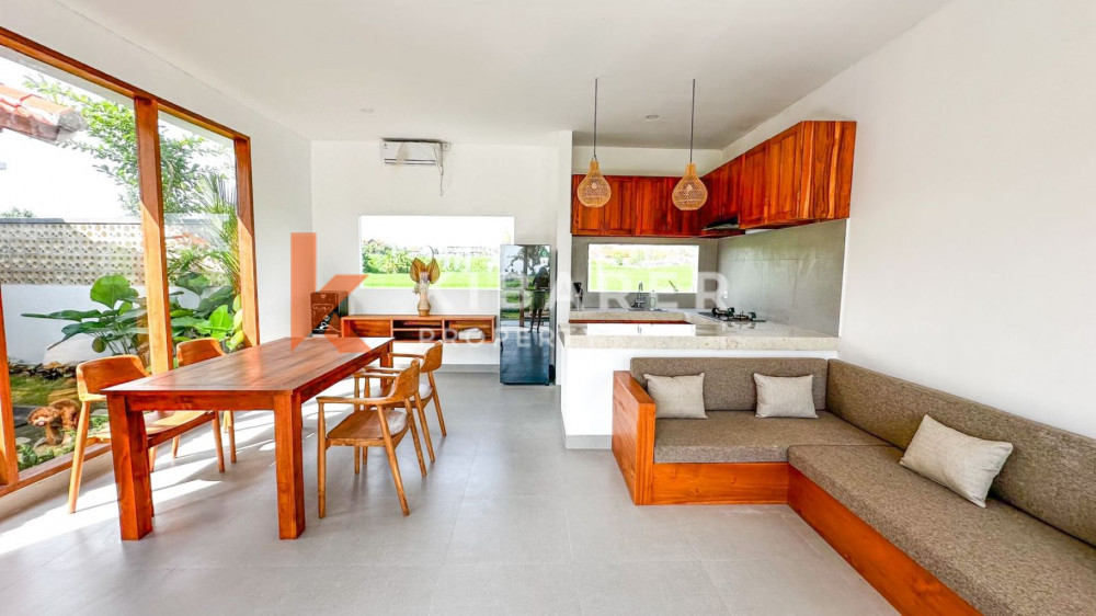 Two Bedrooms Enclosed Living Villa with Rice Field View in Seseh (Available on 17th April)