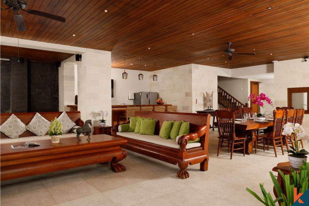 9-Bedroom Villa Retreat in Canggu