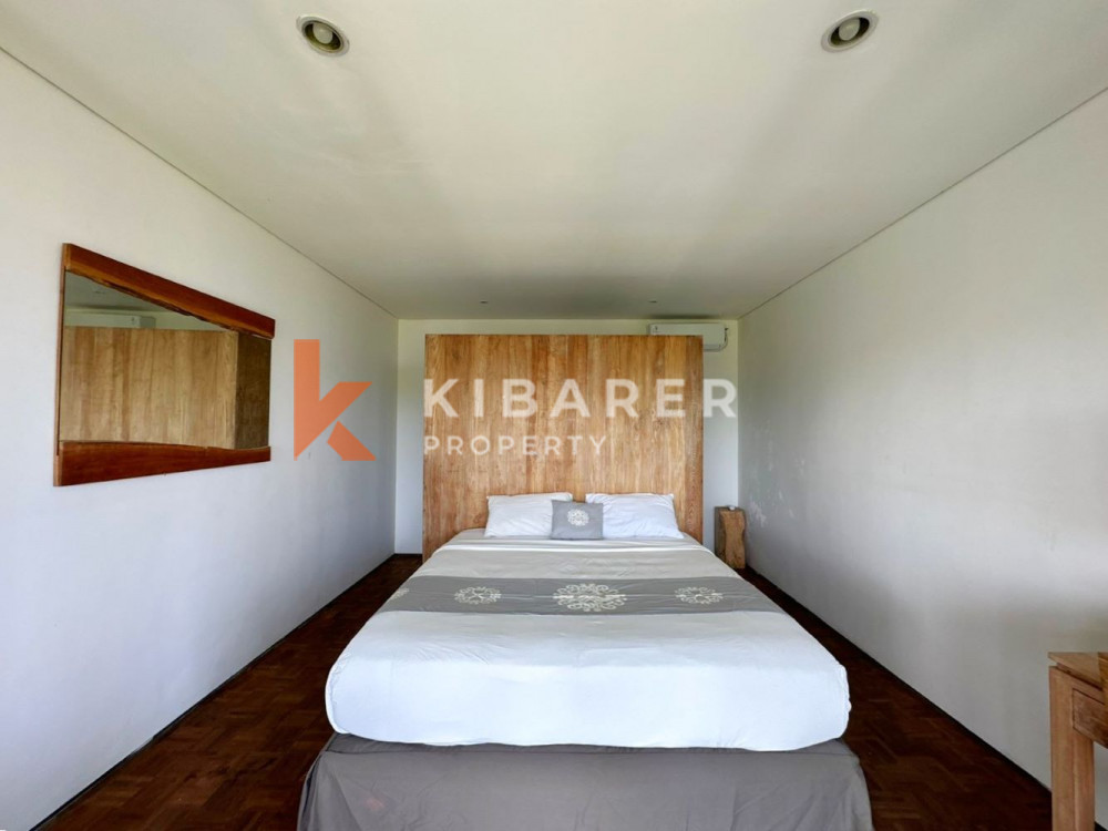 Vila Ruang Tamu Terbuka Tiga Kamar Tidur Depan Pantai yang Menakjubkan di Cemagi
