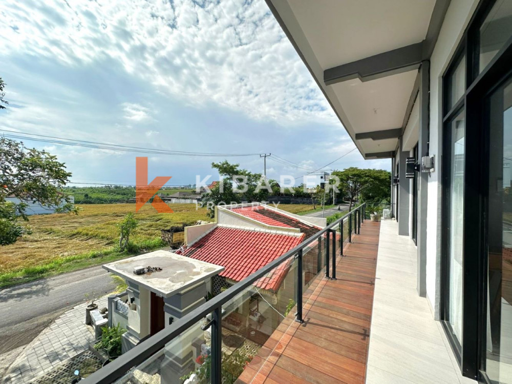 Brand New Five Bedrooms Guesthouse Located in Seseh