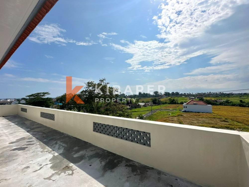 Brand New Five Bedrooms Guesthouse Located in Seseh