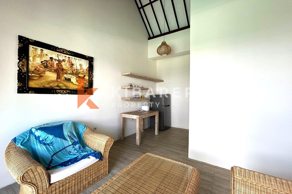 Magnifique villa de quatre chambres avec salon fermé à proximité de la plage de Mertasari