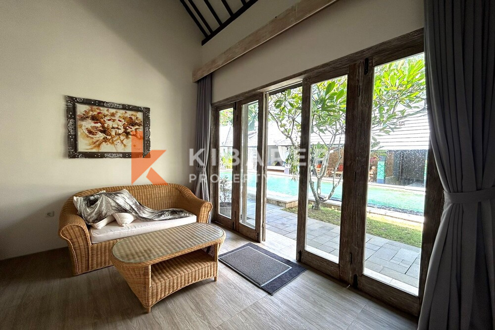 Wonderful Four Bedroom Enclosed Living Room Villa Close To Mertasari Beach