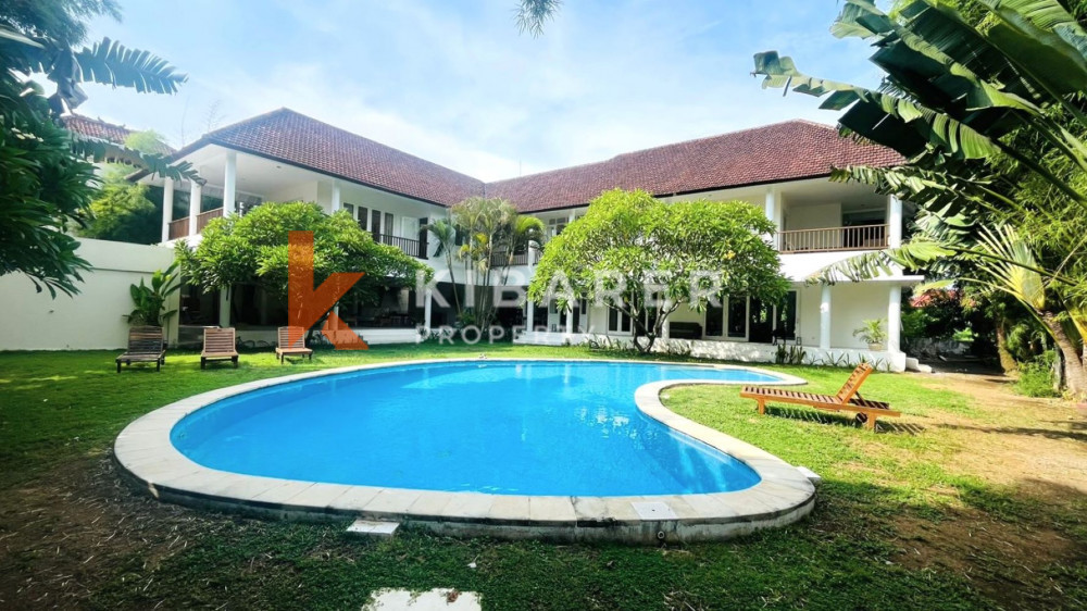 Belle villa de quatre chambres avec jardin spacieux à Umalas