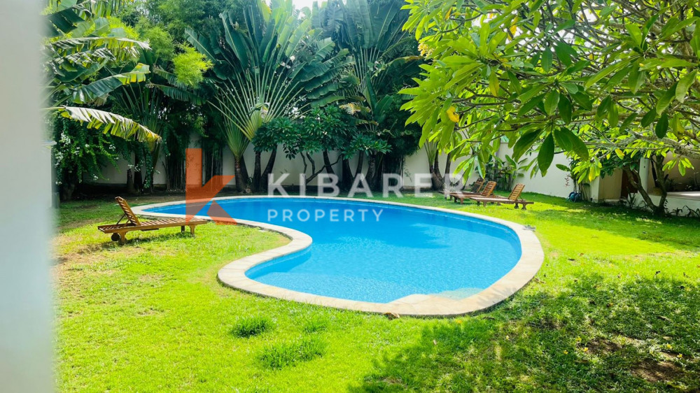 Beautiful Four Bedrooms Villa with Spacious Garden in Umalas