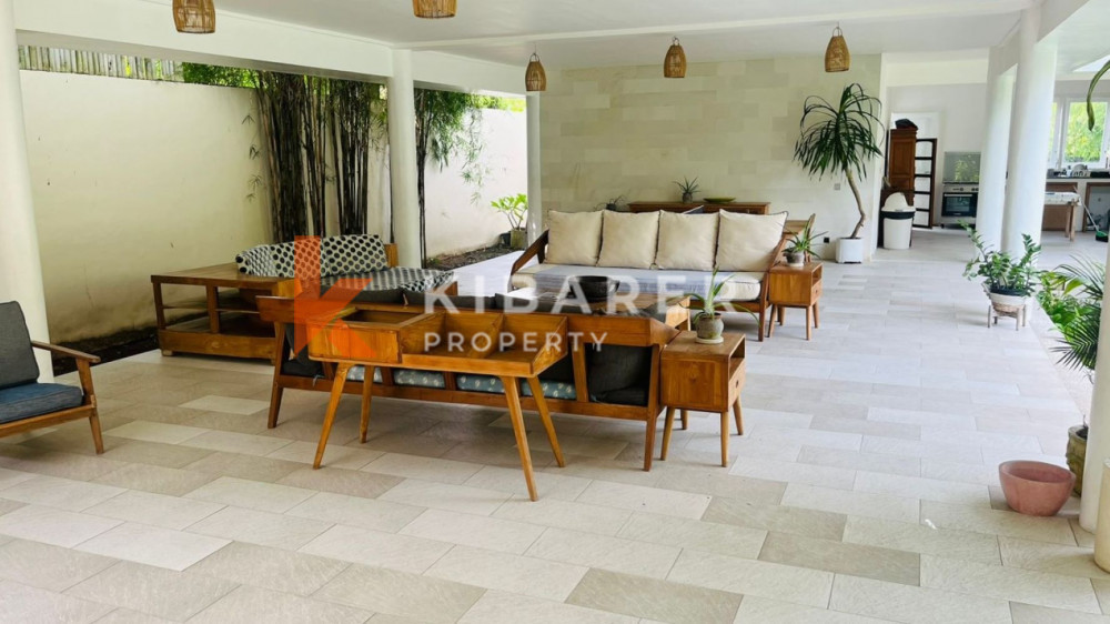 Beautiful Four Bedrooms Villa with Spacious Garden in Umalas