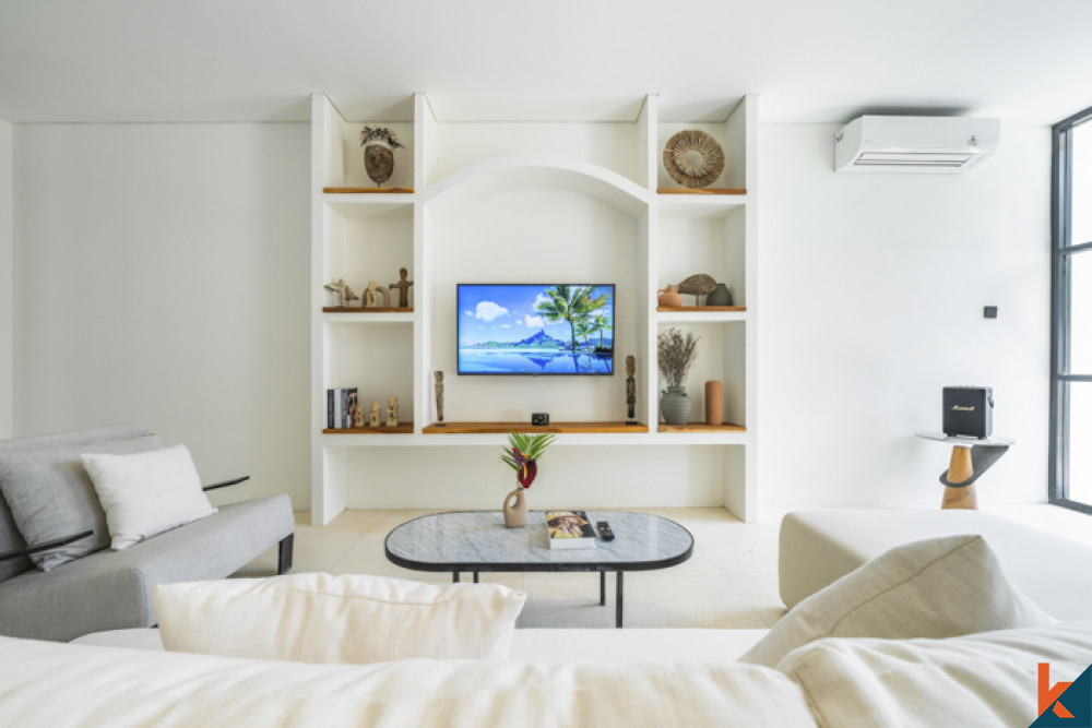 Vila dua kamar tidur modern yang akan datang di dekat laut