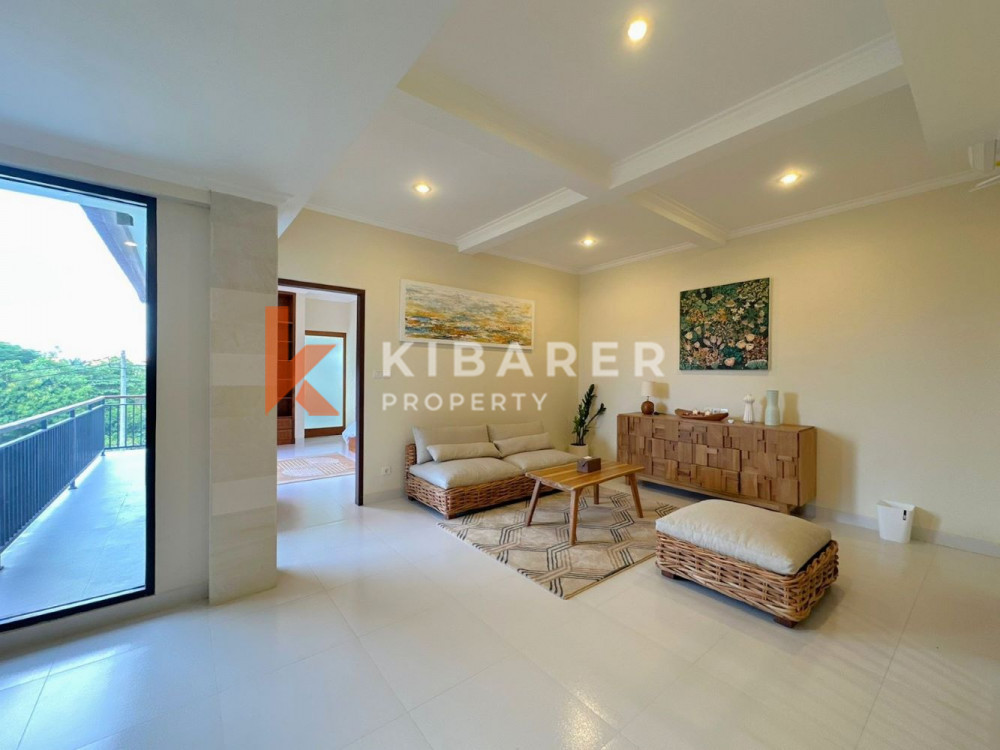 Brand New and Modern Three Bedroom Villa with Jacuzzi in Seminyak