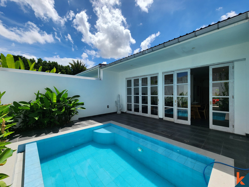 Luxurious Five Bedrooms Freehold Villa for Sale in Canggu