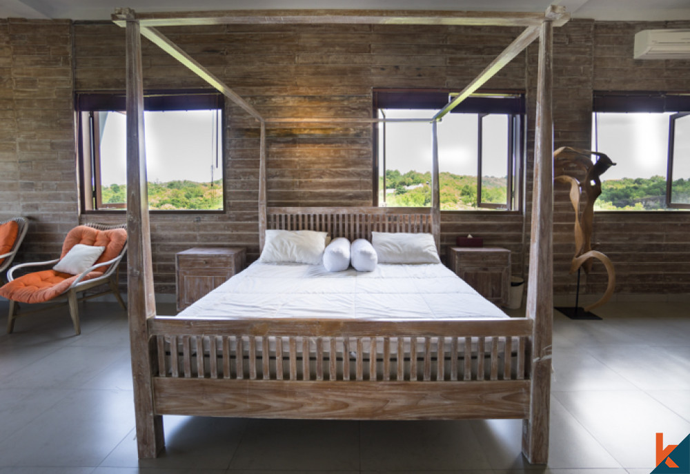 Vila enam kamar tidur yang indah dengan pemandangan laut di Uluwatu