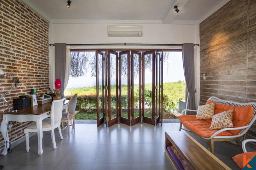 belle villa de six chambres en pleine propriété avec vue sur l'océan à Uluwatu