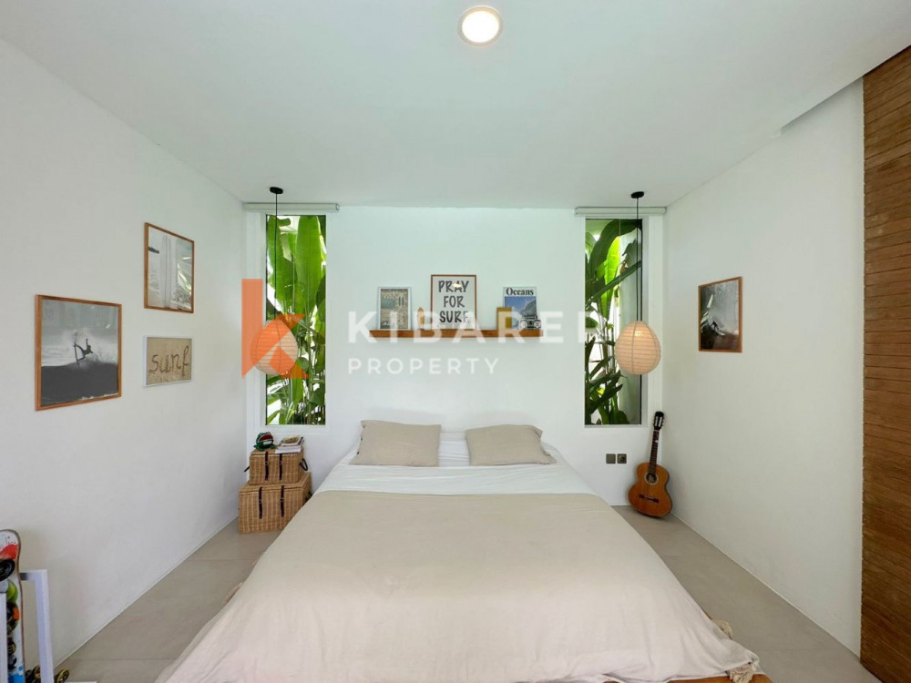 Vila Tamu Tertutup Empat Kamar Tidur yang Luar Biasa dengan Kolam Renang dan Jacuzzi di Umalas