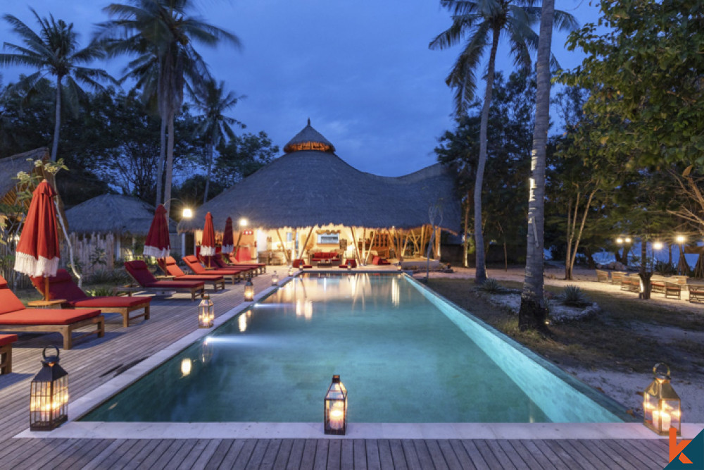 Luxury beachfront resort, good investment for sale in Gili