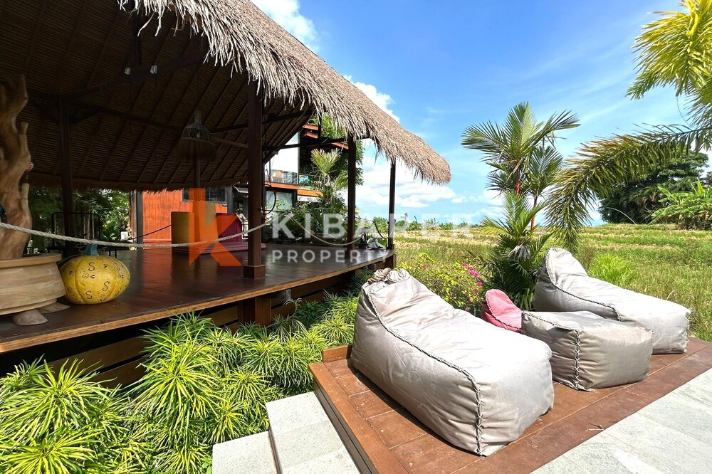 Belle villa sereine de deux chambres avec salon fermé à louer à Seseh