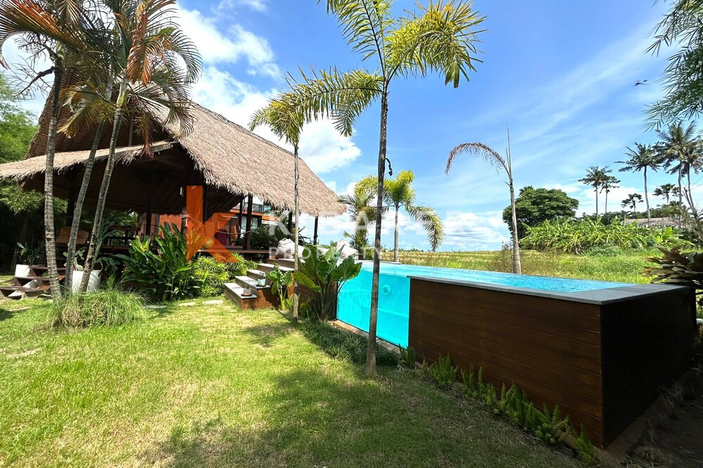 Belle villa sereine de deux chambres avec salon fermé à louer à Seseh