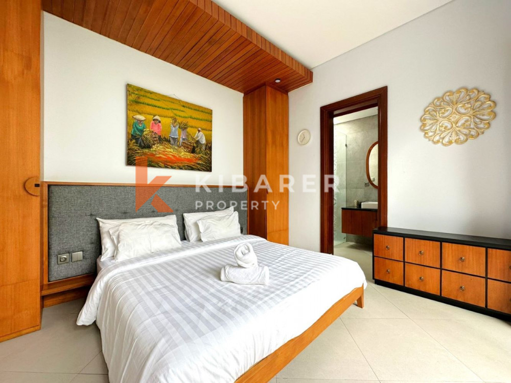 Stunning Two Bedroom Enclosed Living Villa in Canggu