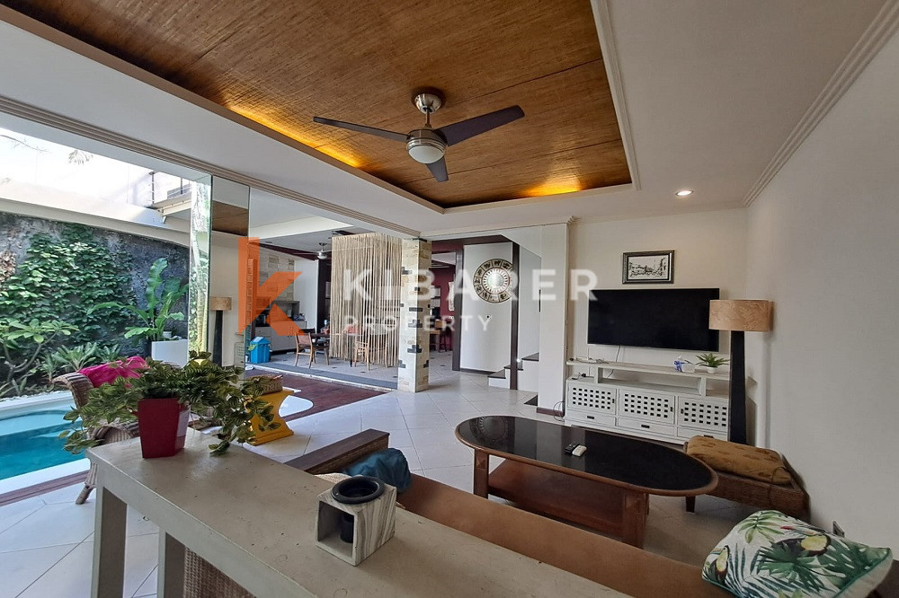 Villa accueillante de deux chambres avec jardin sur le toit à Sanur (LOCATION MINIMUM 3 ANS)