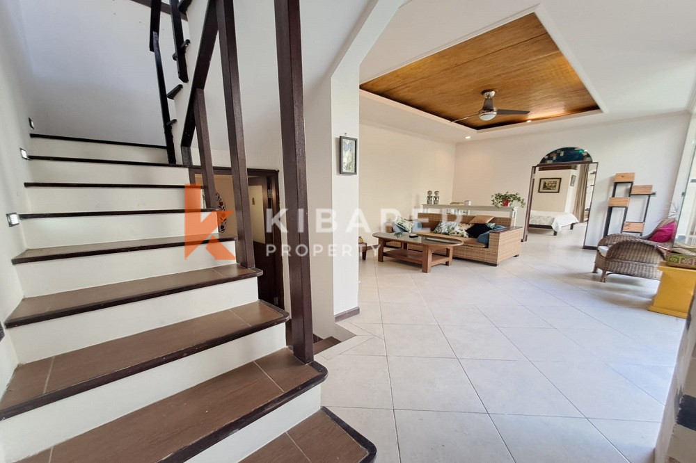 Villa accueillante de deux chambres avec jardin sur le toit à Sanur (LOCATION MINIMUM 3 ANS)