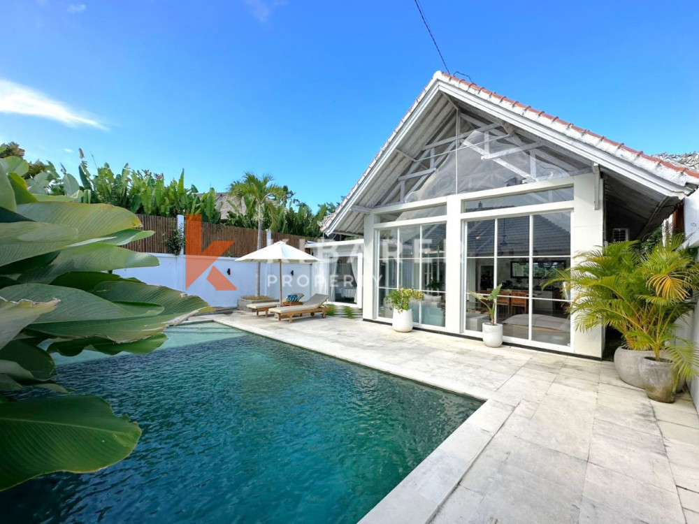 Stunning Three Bedroom Enclosed Living Villa in Padonan