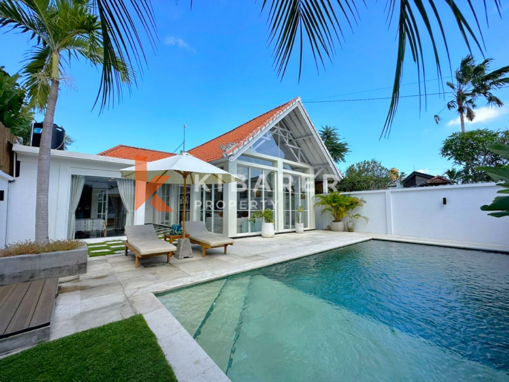 Charming Three Bedroom Enclosed Living Villa in Padonan