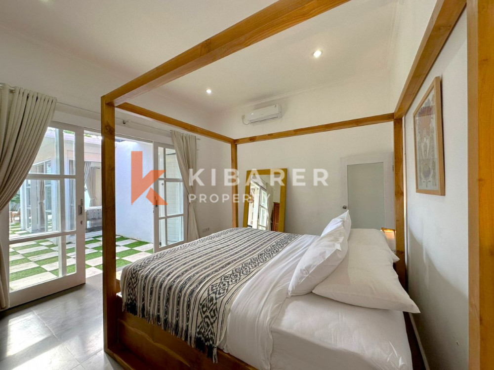 Charming Three Bedroom Enclosed Living Villa in Padonan