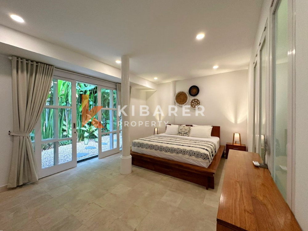 Charming Three Bedroom Enclosed Living Villa in Padonan