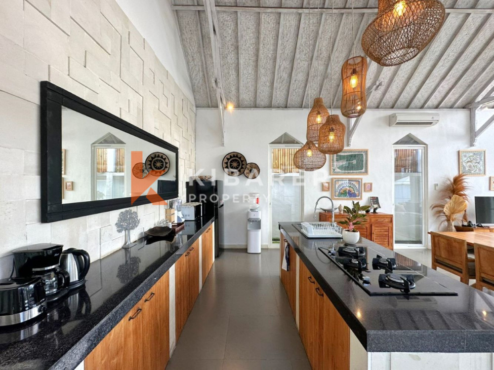 Charming Three Bedroom Enclosed Living Villa in Padonan