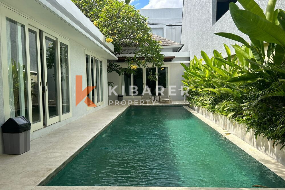 Luxe Two Bedroom Enclosed Living Colonial Style Villa in Umalas